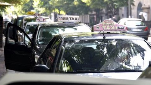 ТАКСИСТИ ТРАЖЕ ПОВЕЋАЊЕ ЦЕНЕ: Два модела поскупљења ТАКСИСТИ ТРАЖЕ ПОВЕЋАЊЕ ЦЕНЕ: Два модела поскупљења