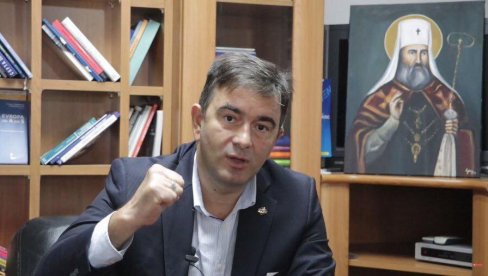 МЕДОЈЕВИЋ ПИШЕ НЕМЦИМА: Гастарбајтери незаконито гласају у Црној Гори МЕДОЈЕВИЋ ПИШЕ НЕМЦИМА: Гастарбајтери незаконито гласају у Црној Гори