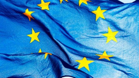 ФРАНЦУСКА БИ МОГЛА ДА ИЗАЂЕ ИЗ ЕВРОПСКЕ УНИЈЕ: Најава бившег главног преговарача ЕУ за „Брегзит“ ФРАНЦУСКА БИ МОГЛА ДА ИЗАЂЕ ИЗ ЕВРОПСКЕ УНИЈЕ: Најава бившег главног преговарача ЕУ за „Брегзит“