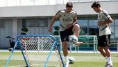JOVIĆ OPET NEGATIVAN: Luka dobio i treći test na koronu, njegovim mukama je došao kraj JOVIĆ OPET NEGATIVAN: Luka dobio i treći test na koronu, njegovim mukama je došao kraj
