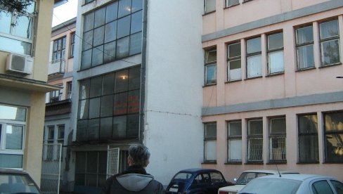 REZULTATI POKAZALI: Od 22 testiranih, 12 pozitivnih na koronu u Pirotskom okrugu REZULTATI POKAZALI: Od 22 testiranih, 12 pozitivnih na koronu u Pirotskom okrugu