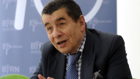 ГЛАВНИ КОНСТРУКТОР ХАШКЕ НЕПРАВДЕ У ПОТОЧАРИМА: Најс позвао Србе да признају убијање невиних Бошњака ГЛАВНИ КОНСТРУКТОР ХАШКЕ НЕПРАВДЕ У ПОТОЧАРИМА: Најс позвао Србе да признају убијање невиних Бошњака