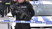 UHAPŠEN DIREKTOR FABRIKE DUVANA: Policija upala u Taru, i dalje traje pretres UHAPŠEN DIREKTOR FABRIKE DUVANA: Policija upala u Taru, i dalje traje pretres