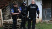 ДЕВОЈКА (18) УБИЈЕНА У УРОШЕВЦУ: Ухапшен један осумњичени, други у бекству ДЕВОЈКА (18) УБИЈЕНА У УРОШЕВЦУ: Ухапшен један осумњичени, други у бекству