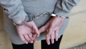 ДОСАД НЕЗАБЕЛЕЖЕНО: Чеси ухапсили председника Фудбалског савеза Белорусије ДОСАД НЕЗАБЕЛЕЖЕНО: Чеси ухапсили председника Фудбалског савеза Белорусије