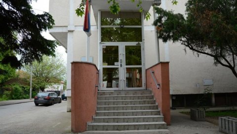 СВИ ЖЕЛЕ У ЋУПРИЈУ: Велико интересовање за смештај у дому ученика средњих школа Срећно СВИ ЖЕЛЕ У ЋУПРИЈУ: Велико интересовање за смештај у дому ученика средњих школа Срећно