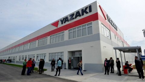 ФАБРИКА ЈАЗАКИ УГРОЖЕНА КОРОНОМ: Препорука Штабу за ванредне ситуације да се затвори ФАБРИКА ЈАЗАКИ УГРОЖЕНА КОРОНОМ: Препорука Штабу за ванредне ситуације да се затвори