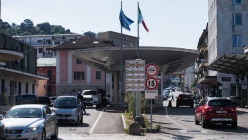NOVA RAMPA: Još jedna zemlja zatvara granicu za građane Srbije NOVA RAMPA: Još jedna zemlja zatvara granicu za građane Srbije