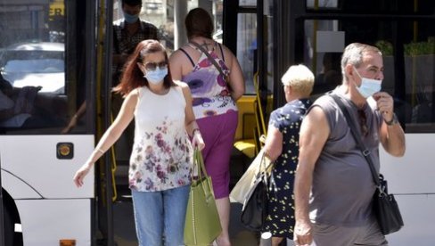 NOVE MERE VAŽE OD SUTRA: Evo ko će kontrolisati da li nosimo maske i poštujemo razmak NOVE MERE VAŽE OD SUTRA: Evo ko će kontrolisati da li nosimo maske i poštujemo razmak