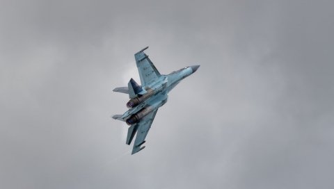 ПРЕСРЕТНУТ ЈОШ ЈЕДАН АМЕРИЧКИ АВИОН: Стратешки бомбардер Б-1Б испратила тру руска СУ-35С ПРЕСРЕТНУТ ЈОШ ЈЕДАН АМЕРИЧКИ АВИОН: Стратешки бомбардер Б-1Б испратила тру руска СУ-35С