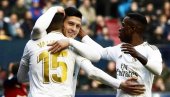 LUKA JOVIĆ OSVOJIO TITULU SA REAL MADRIDOM: Svaka čast svima na sjajnoj sezoni (FOTO) LUKA JOVIĆ OSVOJIO TITULU SA REAL MADRIDOM: Svaka čast svima na sjajnoj sezoni (FOTO)