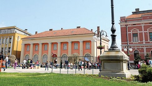 JOŠ JEDAN GRAD PROGLASIO VANREDNU SITUACIJU: Preti da postane novo žarište virusa korona u Srbiji JOŠ JEDAN GRAD PROGLASIO VANREDNU SITUACIJU: Preti da postane novo žarište virusa korona u Srbiji