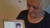 SRPSKA NE ZABORAVLJA HEROJE: Majci Desi, koja je ostala bez tri sina, odlikovanje predsednika RS SRPSKA NE ZABORAVLJA HEROJE: Majci Desi, koja je ostala bez tri sina, odlikovanje predsednika RS