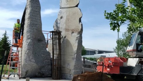 СРБИН КОГА ПОЗНАЈЕ СВЕТ: Пореклом је из Пирота, а познатији је у Америци - тренутно ствара у граду Гранд Фокс СРБИН КОГА ПОЗНАЈЕ СВЕТ: Пореклом је из Пирота, а познатији је у Америци - тренутно ствара у граду Гранд Фокс