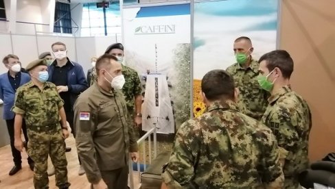 МИНИСТАР ВУЛИН У КРАГУЈЕВЦУ: Војска Србије поставља привремене ковид болнице где год је то потребно МИНИСТАР ВУЛИН У КРАГУЈЕВЦУ: Војска Србије поставља привремене ковид болнице где год је то потребно
