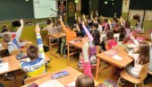 БОЉЕ ПОЗИЦИОНИРАЊЕ МАТЕРЊЕГ ЈЕЗИКА: Српском језику треба дати статус изнад свих предмета БОЉЕ ПОЗИЦИОНИРАЊЕ МАТЕРЊЕГ ЈЕЗИКА: Српском језику треба дати статус изнад свих предмета