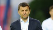 СРБИН ДОЛАЗИ КОД РАЋЕ И САДИКА: Бивши тренер Партизана седа на клупу Алмерије? СРБИН ДОЛАЗИ КОД РАЋЕ И САДИКА: Бивши тренер Партизана седа на клупу Алмерије?