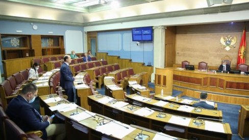 NA SPISKU 16.000 PENZIONERA VIŠE? Izdvajaće još 2,8 miliona evra NA SPISKU 16.000 PENZIONERA VIŠE? Izdvajaće još 2,8 miliona evra