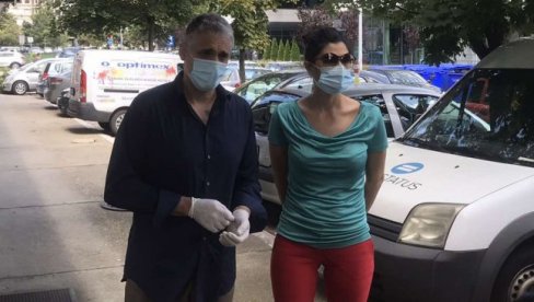 ЈЕЛЕНА ЈЕ БИЛА У СУЗАМА: Потресна исповест Чедомира Јовановић ЈЕЛЕНА ЈЕ БИЛА У СУЗАМА: Потресна исповест Чедомира Јовановић