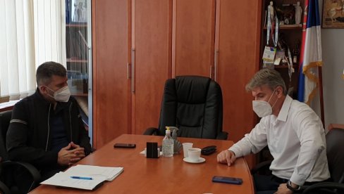 NAJVAŽNIJI KORAK - POŠTOVANJE MERE KRIZNOG ŠTABA! Ministar Đorđević posetio Gadžin Han NAJVAŽNIJI KORAK - POŠTOVANJE MERE KRIZNOG ŠTABA! Ministar Đorđević posetio Gadžin Han