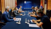 КОНТИНУИТЕТ ДОБРЕ САРАДЊЕ: Састанак министра Вулина са представницима Синдиката „Независност” у Министарству одбране и Војсци Србије