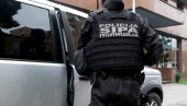 ДЕТАЉИ ХАПШЕЊА НА ЈАХОРИНИ: Ухахапшени се доводе у везу са шкаљарским кланом ДЕТАЉИ ХАПШЕЊА НА ЈАХОРИНИ: Ухахапшени се доводе у везу са шкаљарским кланом