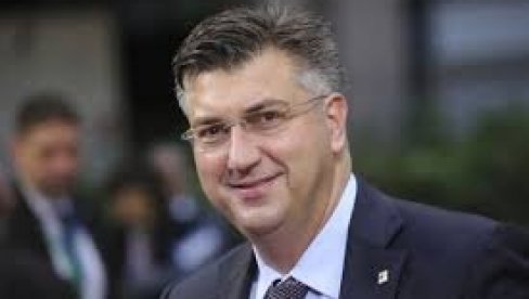 ЦИНИЗАМ ПЛЕНКОВИЋА: Важно је да Срби у Олуји не виде само егзодус него и крај рата?! ЦИНИЗАМ ПЛЕНКОВИЋА: Важно је да Срби у Олуји не виде само егзодус него и крај рата?!
