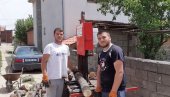NA PANJU MU SE UKAZAO KRST: Dragan sa Kosova i Metohije ugledao neverovatan prizor (FOTO) NA PANJU MU SE UKAZAO KRST: Dragan sa Kosova i Metohije ugledao neverovatan prizor (FOTO)