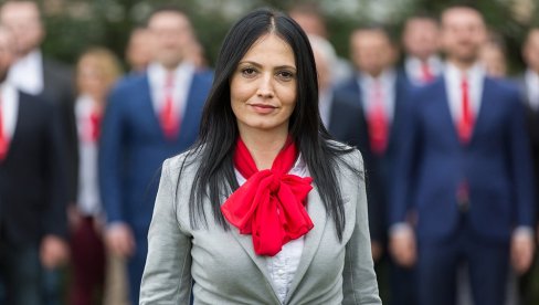 DEMOKRATE IZ PLJEVALJA PORUČUJU: DPS se politički obračunava sa ugostiteljima DEMOKRATE IZ PLJEVALJA PORUČUJU: DPS se politički obračunava sa ugostiteljima