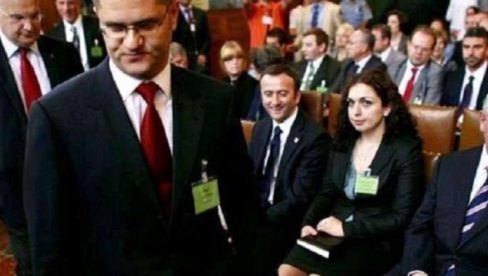 ЈЕРЕМИЋ ДАНАС ГЛАВНА ЗВЕЗДА У ПРИШТИНИ Вjоса Османи му захваљује на одлуци МСП да је Декларација о независном тзв. Косову легитимна ЈЕРЕМИЋ ДАНАС ГЛАВНА ЗВЕЗДА У ПРИШТИНИ Вjоса Османи му захваљује на одлуци МСП да је Декларација о независном тзв. Косову легитимна
