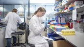 OPASAN VIRUS SE PONOVO ŠIRI: Vlasti istražuju nove slučajeve, zaraza bukti među radnicima OPASAN VIRUS SE PONOVO ŠIRI: Vlasti istražuju nove slučajeve, zaraza bukti među radnicima