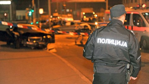 ВОЗИО ПОРШЕ НА САВСКОМ ВЕНЦУ 160КМ/Х: Ограничење 50 км/х - полиција задржала бахатог возача ВОЗИО ПОРШЕ НА САВСКОМ ВЕНЦУ 160КМ/Х: Ограничење 50 км/х - полиција задржала бахатог возача