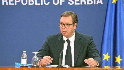 ПРЕДСЕДНИК ВУЧИЋ: Читав свет је скочио на мене када сам говорио о демаркацији Срба и Албанаца ПРЕДСЕДНИК ВУЧИЋ: Читав свет је скочио на мене када сам говорио о демаркацији Срба и Албанаца