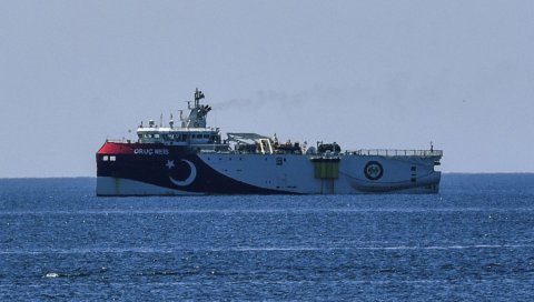 АТИНА И АНКАРА У КЛИНЧУ ЗБОГ НАЈАВЕ ТУРСКЕ ПРЕТРАГЕ МОРСКОГ ДНА: Чије су ово воде? АТИНА И АНКАРА У КЛИНЧУ ЗБОГ НАЈАВЕ ТУРСКЕ ПРЕТРАГЕ МОРСКОГ ДНА: Чије су ово воде?