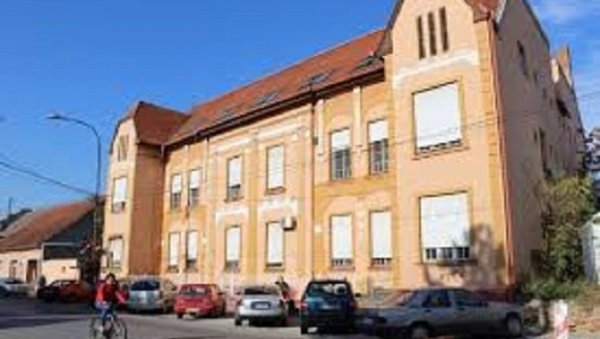 У СРЕДЊЕМ БАНАТУ 158 ИНФИЦИРАНИХ: Хоспитализовано 55 због вируса корона У СРЕДЊЕМ БАНАТУ 158 ИНФИЦИРАНИХ: Хоспитализовано 55 због вируса корона