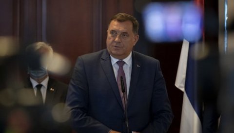 ДОДИК ОШТРО РЕАГОВАО НА ОДЛУКУ ЦИК БИХ: Mогућ бојкот избора због забране Уједињеној Српској! ДОДИК ОШТРО РЕАГОВАО НА ОДЛУКУ ЦИК БИХ: Mогућ бојкот избора због забране Уједињеној Српској!