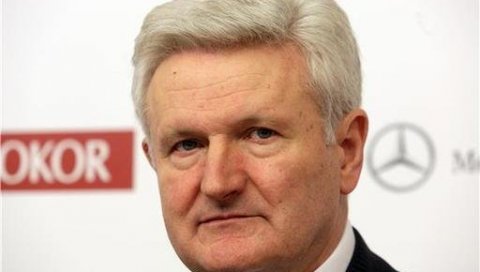 ПОЗИТИВАН НА КОРОНУ: Ивица Тодорић прележао вирус ПОЗИТИВАН НА КОРОНУ: Ивица Тодорић прележао вирус