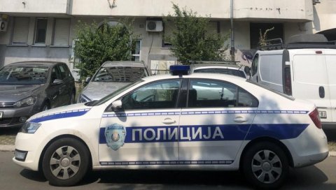 БОМБА ИЗ ДРУГОГ СВЕТСКОГ РАТА НА ЧУКАРИЦИ: Организовано вађење и транспорт, а након тога следи и уништење БОМБА ИЗ ДРУГОГ СВЕТСКОГ РАТА НА ЧУКАРИЦИ: Организовано вађење и транспорт, а након тога следи и уништење