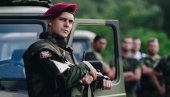 ХУМАНИ ГЕСТ МИЛОША БИКОВИЋА: Хонорар од “Кошара” поклања породицама палих хероја ХУМАНИ ГЕСТ МИЛОША БИКОВИЋА: Хонорар од “Кошара” поклања породицама палих хероја