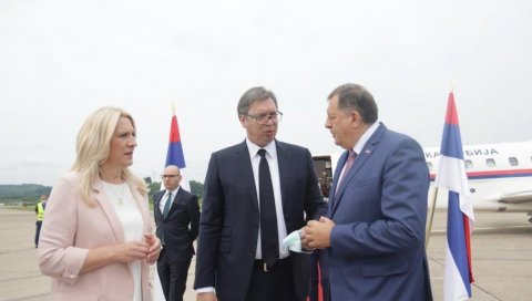 ВУЧИЋ О ДОКУМЕНТИМА ИЗ БАЊАЛУКЕ: Позваћу Додика и Цвијановић на разговор ВУЧИЋ О ДОКУМЕНТИМА ИЗ БАЊАЛУКЕ: Позваћу Додика и Цвијановић на разговор