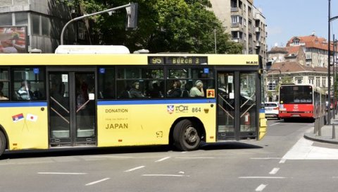 СУТРА КРОЗ ФРАНЦУСКУ, ДЕЧАНСКА БЛОКИРАНА: Измене на линијама јавног градског превоза СУТРА КРОЗ ФРАНЦУСКУ, ДЕЧАНСКА БЛОКИРАНА: Измене на линијама јавног градског превоза