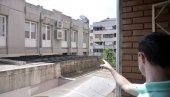 ИЗ КАФЕ-БАРА У КОМШИЈИН СТАН? Станари Пожаревачке упозорили на сумњиву грању у Радослава Грујића 25