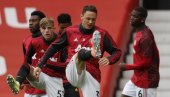 BRAVO, NEMANJA, SRBINE: Matić opet pokazao Englezima kako se voli otadžbina (VIDEO) BRAVO, NEMANJA, SRBINE: Matić opet pokazao Englezima kako se voli otadžbina (VIDEO)