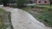 UPOZORENJE NA POPLAVE U SRBIJI! Ove reke prete da se izliju, noćas će biti jaka oluja UPOZORENJE NA POPLAVE U SRBIJI! Ove reke prete da se izliju, noćas će biti jaka oluja