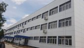 ПОЖАР У КРУГУ ЛОЗНИЧКЕ БОЛНИЦЕ: Изгорела три санитета и један аутомобил ПОЖАР У КРУГУ ЛОЗНИЧКЕ БОЛНИЦЕ: Изгорела три санитета и један аутомобил