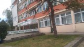 URGENTNI I KONTROLNI PREGLEDI: Velike gužve u Trijažnom centru lozničkog Doma zdravlja URGENTNI I KONTROLNI PREGLEDI: Velike gužve u Trijažnom centru lozničkog Doma zdravlja