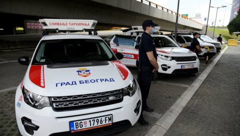 КОМПЛЕТАН СПИСАК 93 УЛИЦЕ У БЕОГРАДУ: Овде од данас Око соколово снима непрописно паркирана возила КОМПЛЕТАН СПИСАК 93 УЛИЦЕ У БЕОГРАДУ: Овде од данас Око соколово снима непрописно паркирана возила