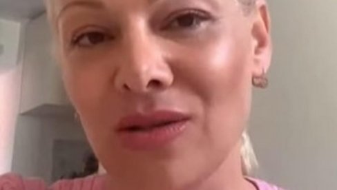 ILDA ŠAULIĆ SE POTRESNIM REČIMA OPROSTILA OD DŽEJA: Verujem da ste tata i ti otvorili neko piće kao za života (FOTO) ILDA ŠAULIĆ SE POTRESNIM REČIMA OPROSTILA OD DŽEJA: Verujem da ste tata i ti otvorili neko piće kao za života (FOTO)