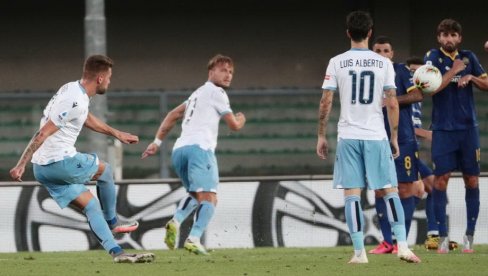 DOMINACIJA SRBA NA APENINIMA: Milenković strelac za Fiorentinu, Milinković-Savić za Lacio DOMINACIJA SRBA NA APENINIMA: Milenković strelac za Fiorentinu, Milinković-Savić za Lacio