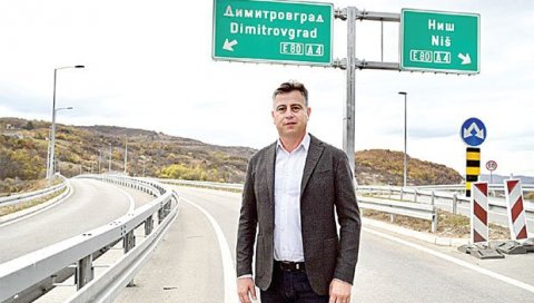 ОД ПРОКЛЕТЕ АВЛИЈЕ ДО МОДЕРНОГ ГРАДА: Како је варошица на ободу Србије постала место у којем просечна примања међу највишима у држави ОД ПРОКЛЕТЕ АВЛИЈЕ ДО МОДЕРНОГ ГРАДА: Како је варошица на ободу Србије постала место у којем просечна примања међу највишима у држави
